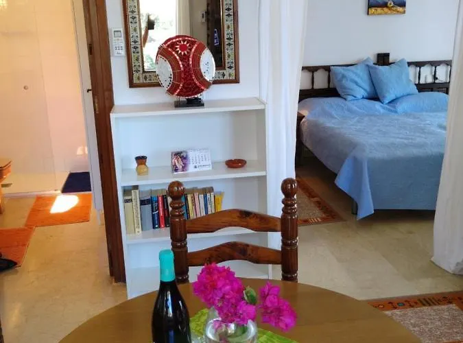 Maryvilla 42f Lejlighed *